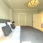 2 Bedroom In Trendy Area Appartement