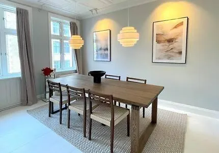2 Bedroom In Trendy Area