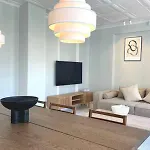 Appartement 2 Bedroom In Trendy Area *