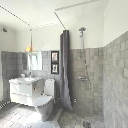 2 Bedroom In Trendy Area Appartement *
